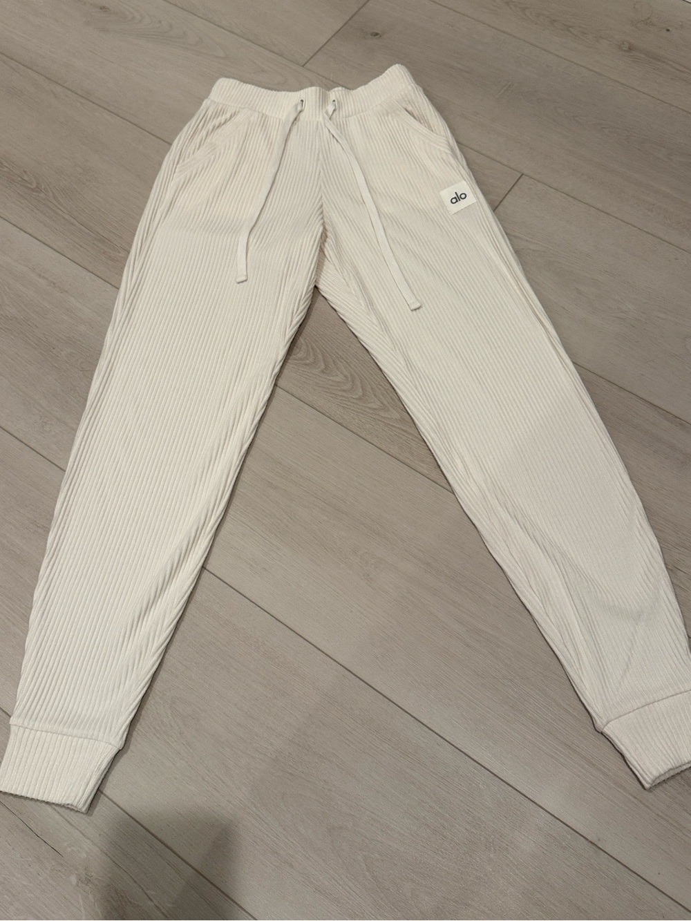 ALO Yoga Cream Ribbed Joggers with Drawstring SZ XXS